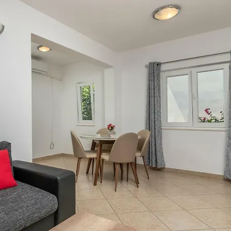 Ivan Apartman Trogir