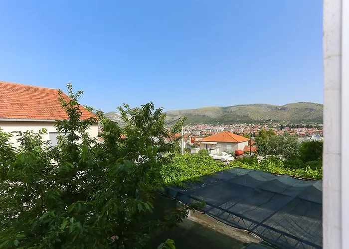 Apartament Ivan *