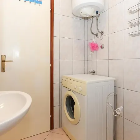Ivan Apartment *