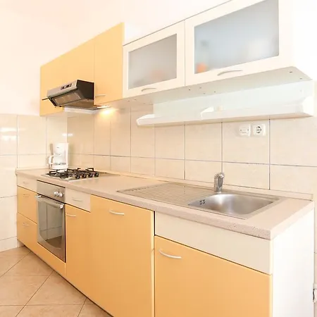 Ivan Apartment *