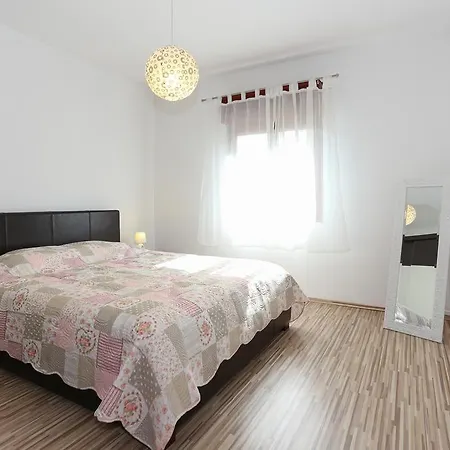 Apartment Ivan